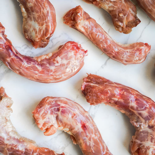 Oma's Pride Whole Necks Chicken Necks